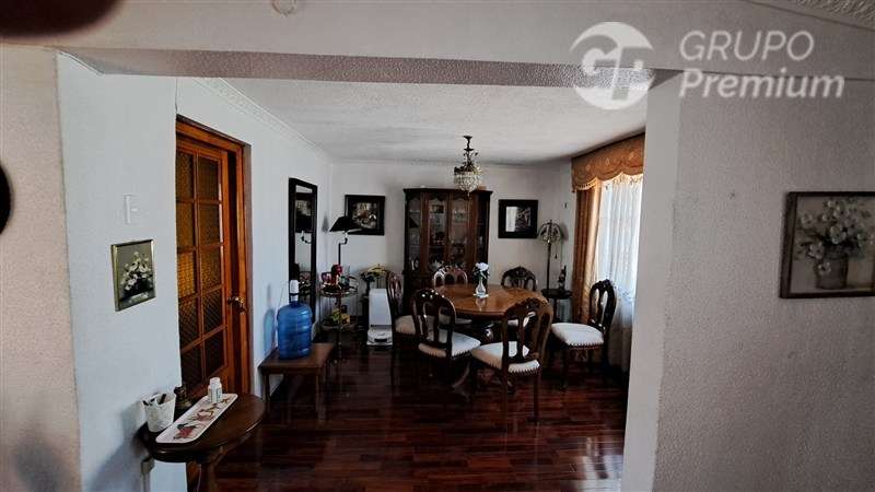 Casa remodelada y amoblada en Estacion Central 3D1B - Imagen 11
