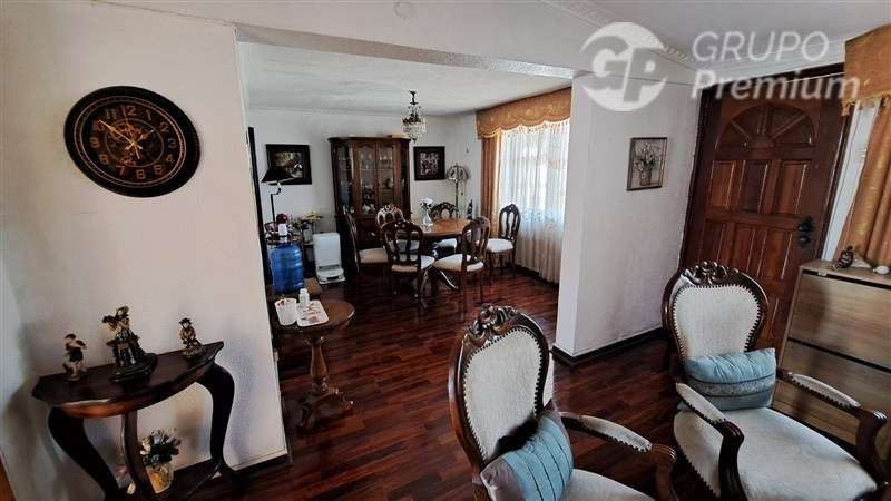 Casa remodelada y amoblada en Estacion Central 3D1B - Imagen 3