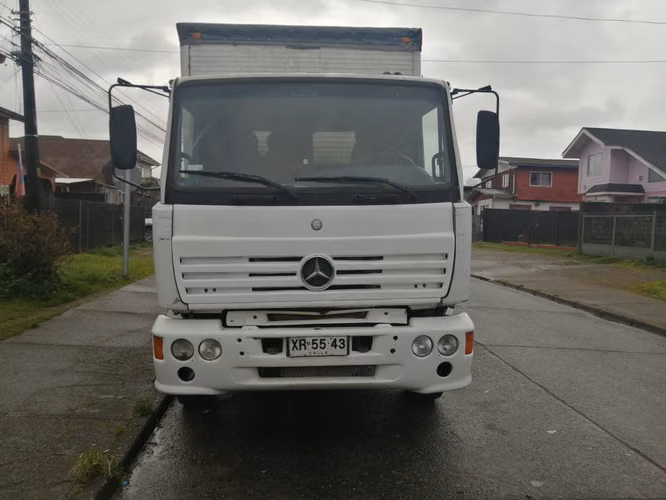 SE VENDE CAMIÓN MERCEDEZ
