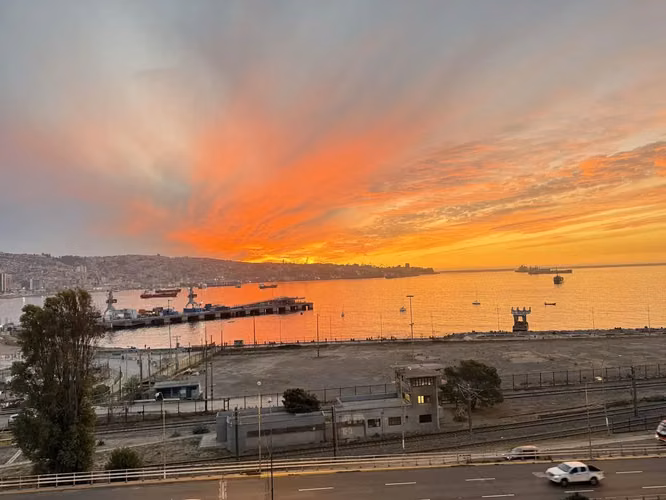 VENTA DEPARTAMENTO EN EDIFICIO CERRO BARÓN, VALPARAISO - Imagen 11