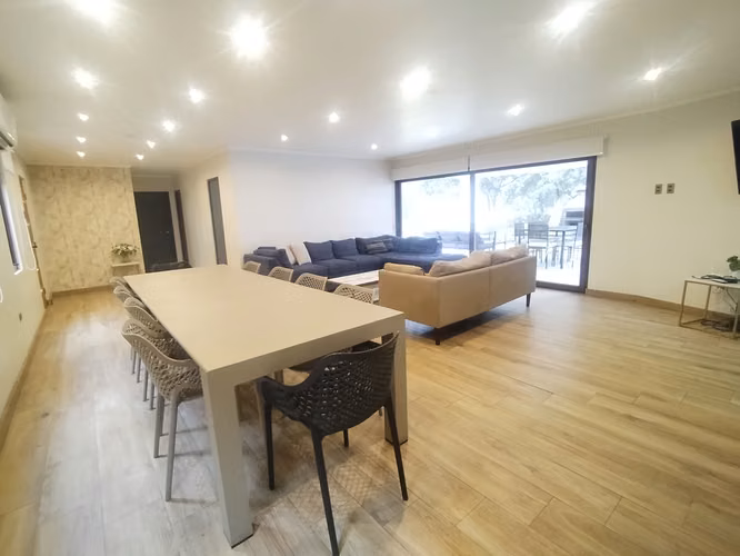 GRAN CASA  MODERNA CON PISCINA , TINAJA Y CANCHA DE FUTBOL - Imagen 3