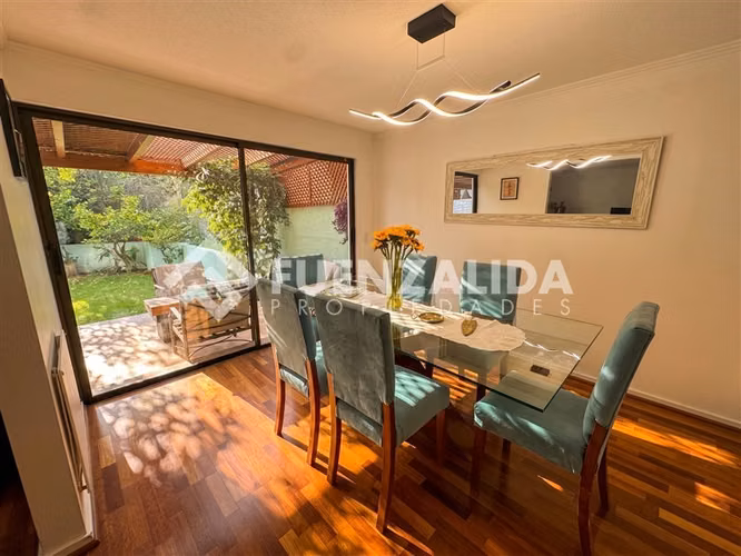 Casa en Condominio - San Carlos de Apoquindo 5D 4B