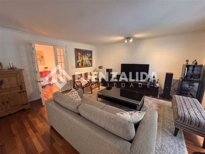 Casa en Condominio - San Carlos de Apoquindo 5D 4B