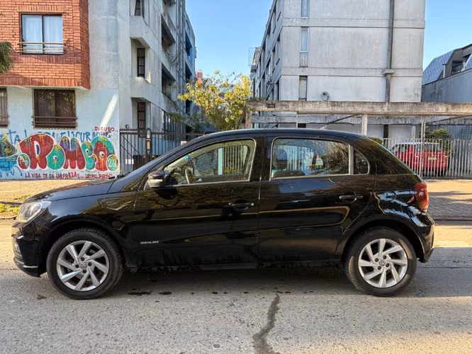 Volkswagen Gol Highline 1.6 2022 – Excelente estado
