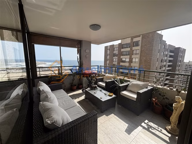 Hermoso Depto en arriendo de 3 dormitorio y 3 baños - Imagen 27
