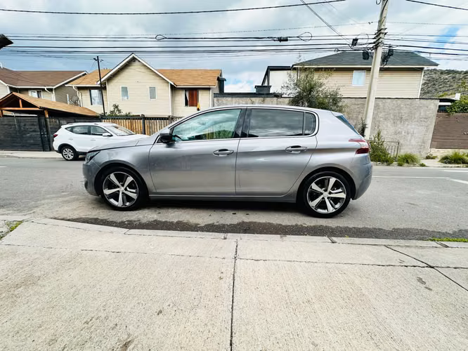 PEUGEOT 308 FELINE BLUEHDI 2017