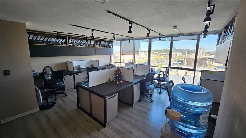 Oficina en venta en Concepción , 3 ESTACIONAMIENTOS Y 3 BOD - Imagen 10