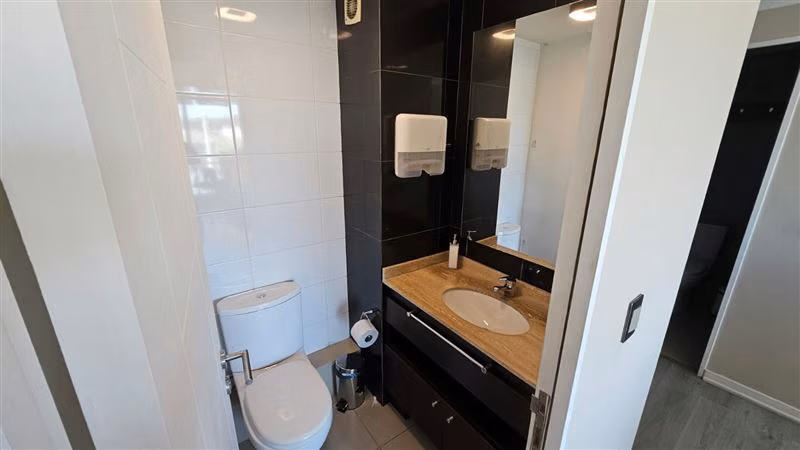 Oficina en venta en Concepción , 3 ESTACIONAMIENTOS Y 3 BOD - Imagen 13