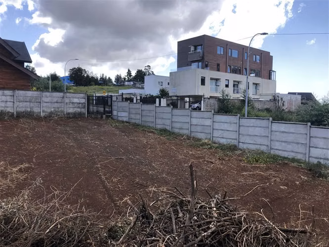 Sitio en venta 900 m2 - Lomas de San Sebastián