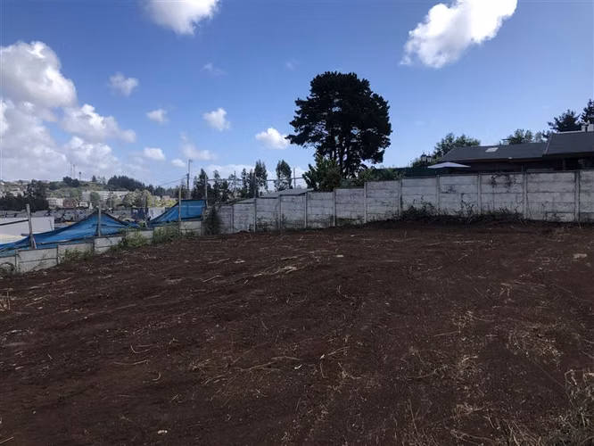 Sitio en venta 900 m2 - Lomas de San Sebastián