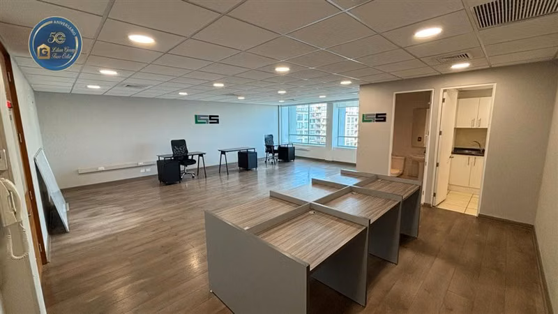 OFICINA EN VENTA 68 m2, 2B + E + B - PRAT 390, CONCEPCIÓN