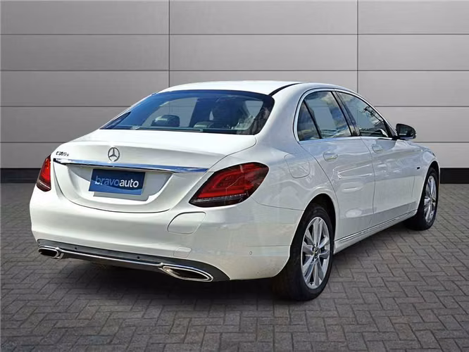 MERCEDES-BENZ C 300 2021