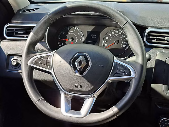 RENAULT DUSTER 2021