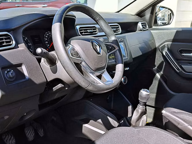 RENAULT DUSTER 2021
