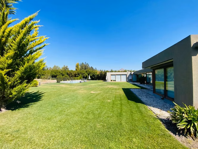 Espectacular Parcela No Perimetral | Condominio Nogales | Chicureo | UF 22.900 - Imagen 7