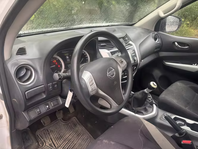 Se vende Camioneta Nissan NP300 - Imagen 3