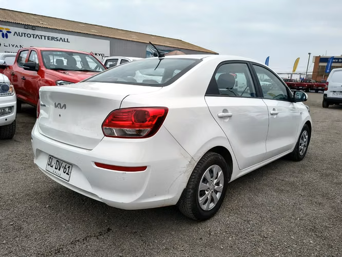 KIA SOLUTO 2023 - Imagen 7