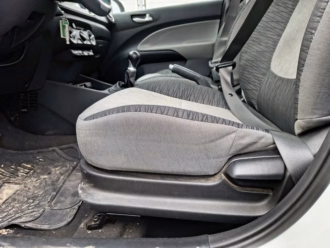 KIA SOLUTO 2023 - Imagen 9
