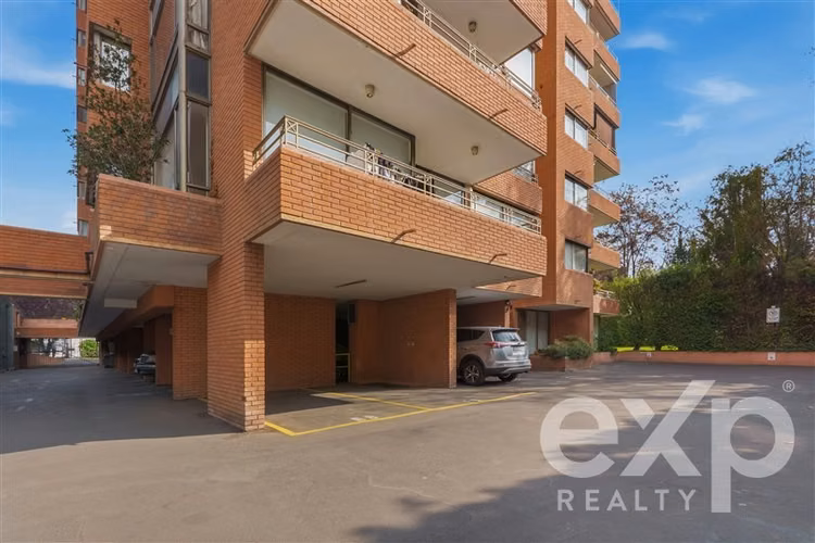 Arriendo Exquisito Depto amoblado 3 dorm. Alto Las Condes - Imagen 44
