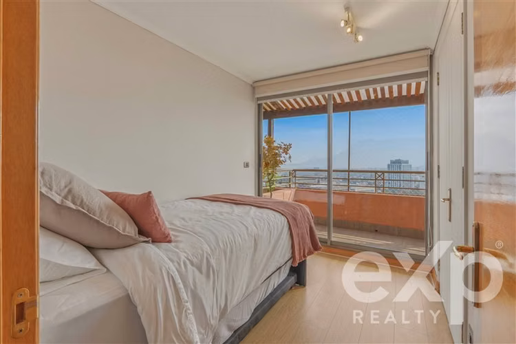 Arriendo Exquisito Depto amoblado 3 dorm. Alto Las Condes - Imagen 37