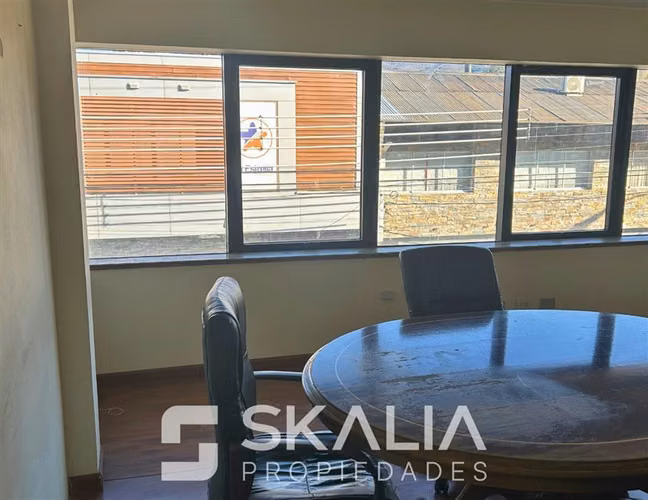 Arriendo oficina 28 m2 centro de Angol