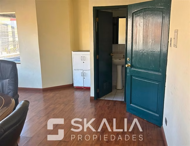 Arriendo oficina 28 m2 centro de Angol