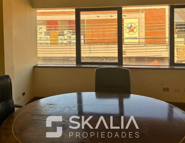 Arriendo oficina 28 m2 centro de Angol