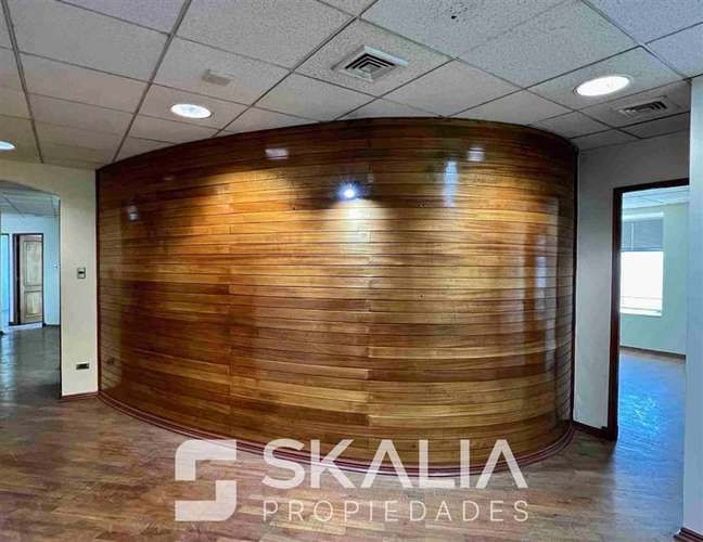 Arriendo oficina 275 m2 Torre Centenario Santiago Centro - Imagen 2