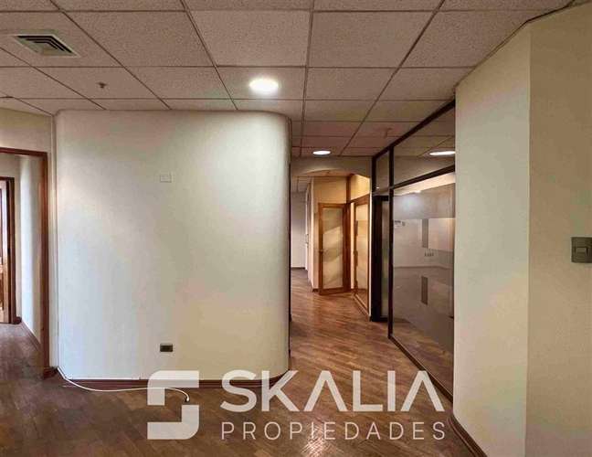 Arriendo oficina 275 m2 Torre Centenario Santiago Centro - Imagen 9