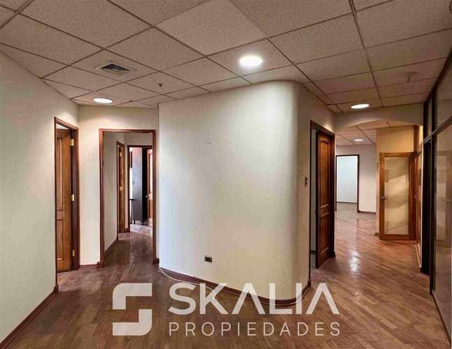 Arriendo oficina 275 m2 Torre Centenario Santiago Centro - Imagen 6