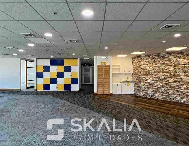 Arriendo oficina 274 m2 Torre Centenario Santiago Centro - Imagen 11
