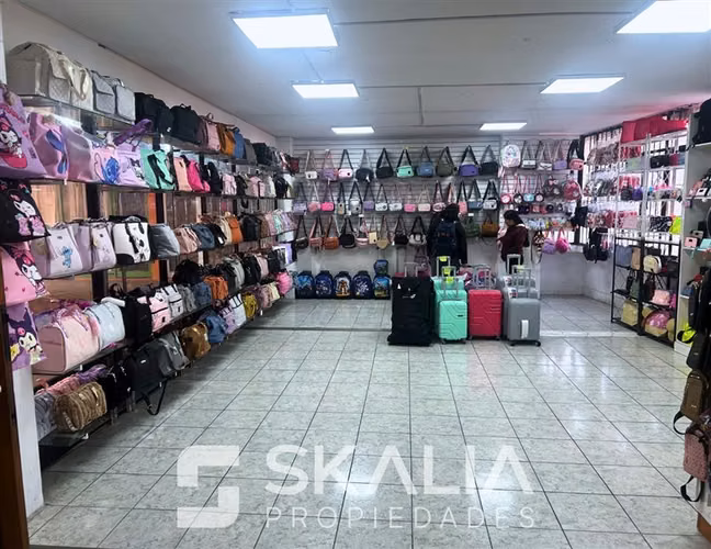 Venta local comercial 108 m2 Metro Unión Latinoamericana