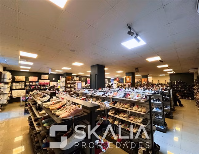 Arriendo local comercial 1.200 m2 Centro Los Ángeles
