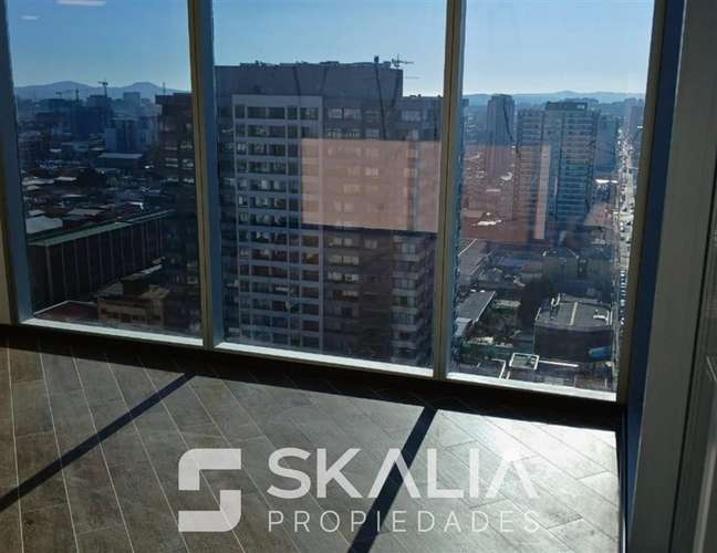Oficina en arriendo 1807 en torre del centro de Concepción