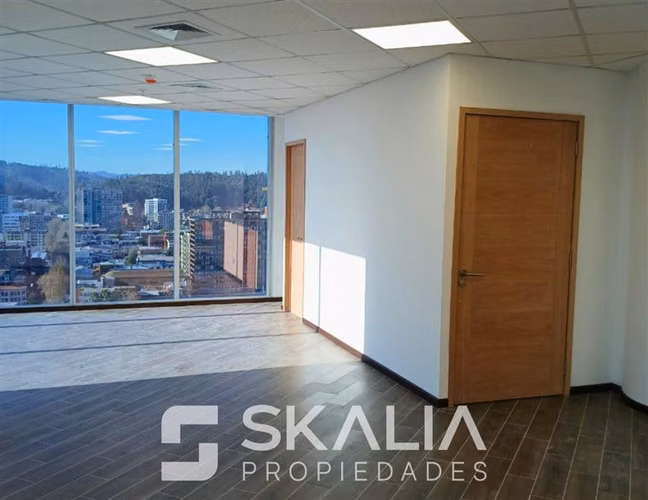 Oficina en arriendo piso 13 en Torre del centro Concepción - Imagen 14
