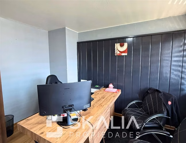 Arriendo local comercial 178 m2 Cochrane Concepción