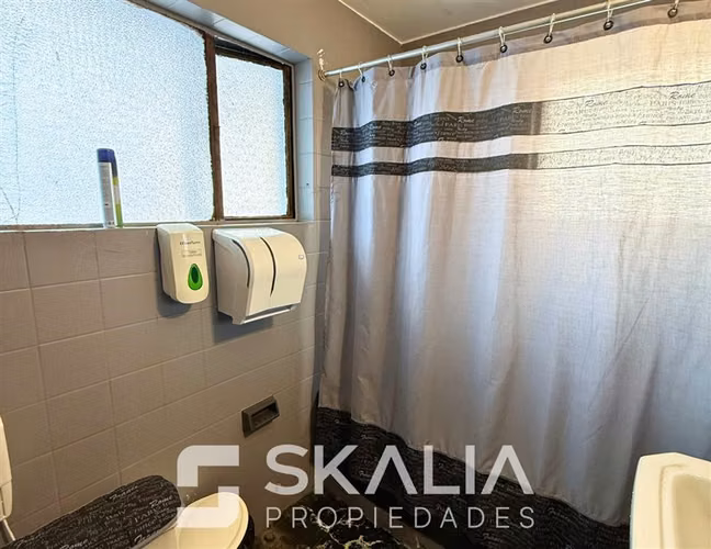 Arriendo local comercial 178 m2 Cochrane Concepción