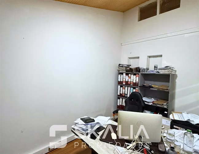 Arriendo local comercial 178 m2 Cochrane Concepción