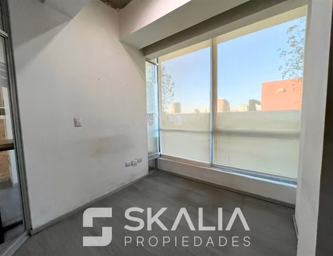 Arriendo oficina 137 m2 con terraza Centro Plaza Concepción - Imagen 9