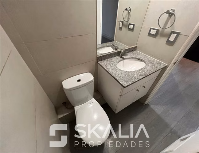 Arriendo oficina 137 m2 con terraza Centro Plaza Concepción - Imagen 16