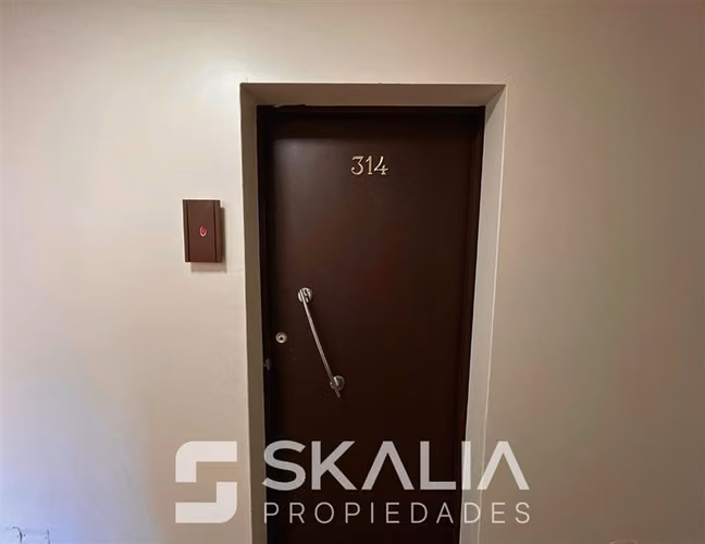 Oficina céntrica arriendo Barros Arana Concepción - Imagen 8