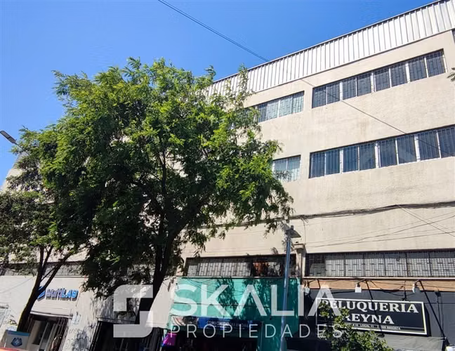 Industrial en arriendo en Estación Central 1.678 m2