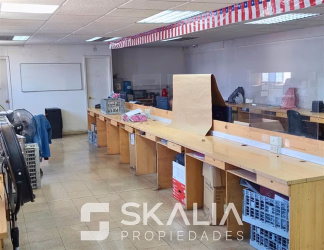 Industrial en arriendo en Estación Central 1.678 m2