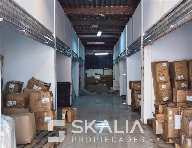 Industrial en arriendo en Estación Central 1.678 m2