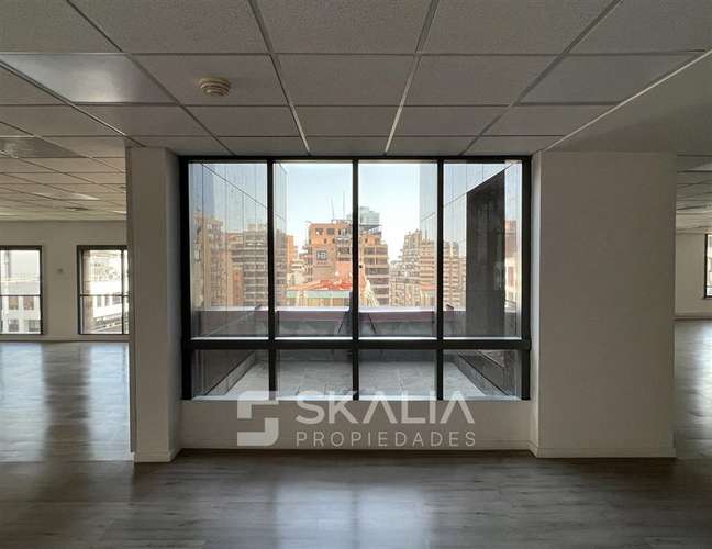 Oficina en arriendo en Las Condes - Imagen 2