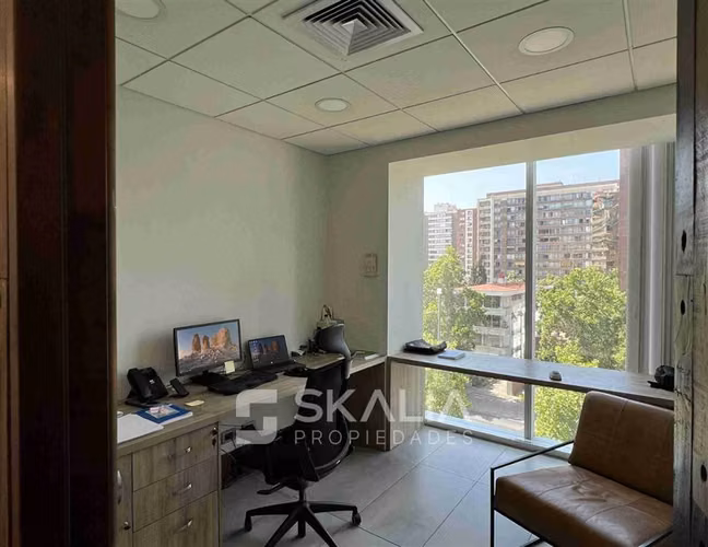 Oficina en arriendo en Las Condes, av. Apoquindo piso 07 - Imagen 7