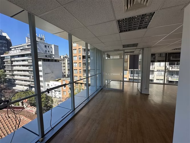 Oficina en arriendo en Providencia
