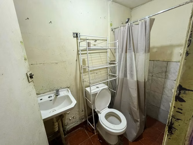 CASA EN VENTA EN SU ESTADO ACTUAL - NUEVA ALEMANIA CALAMA
