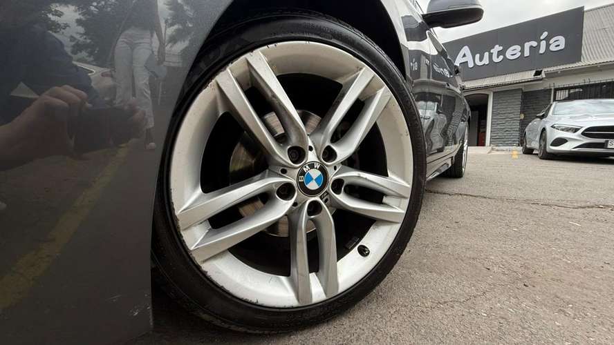 BMW 120i 1.6 LCI M SPORT 4X2 HB AT 5P (2017)