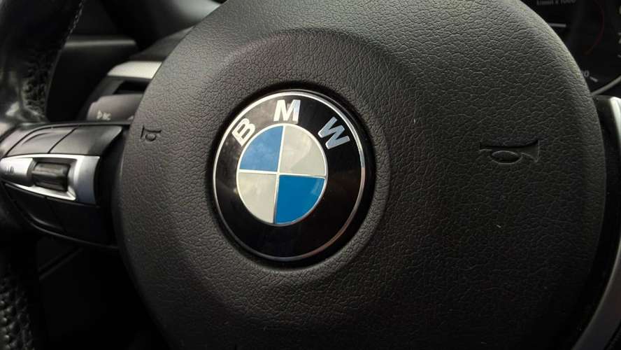 BMW 120i 1.6 LCI M SPORT 4X2 HB AT 5P (2017)